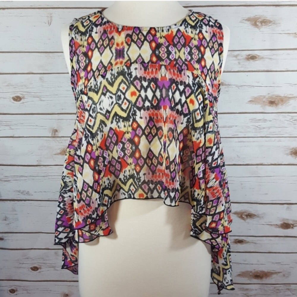 Otis & Maclain | Boho Festival Shark Bite Hem Top